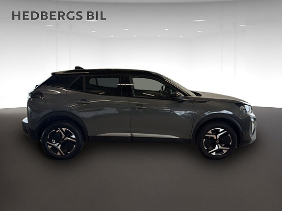 Peugeot 2008 9 of 17
