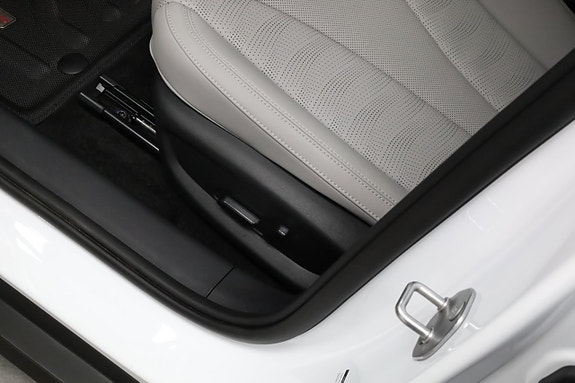 BYD Seal 6 15 of 29