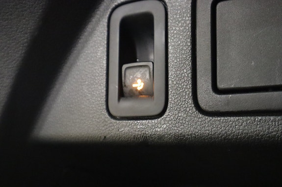 Volkswagen Tiguan 16 of 27