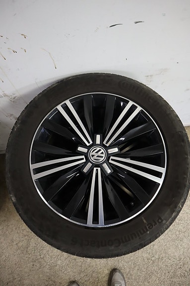 Volkswagen Tiguan 21 of 27