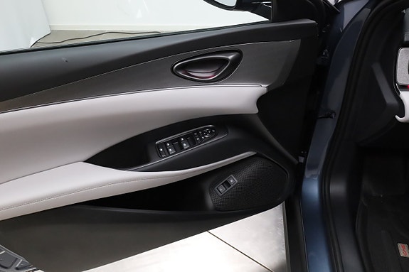 BYD Seal 6 16 of 30