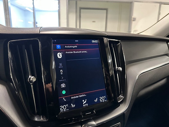 Volvo XC60 14 of 17