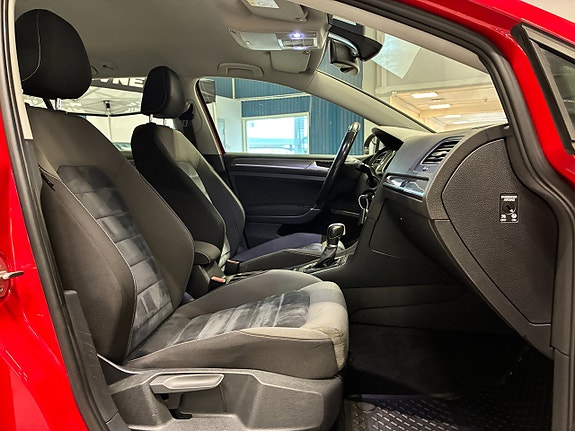 Volkswagen Golf Alltrack 13 of 25