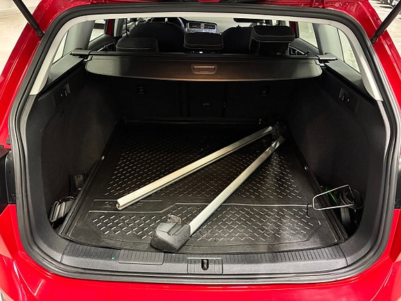 Volkswagen Golf Alltrack 11 of 25