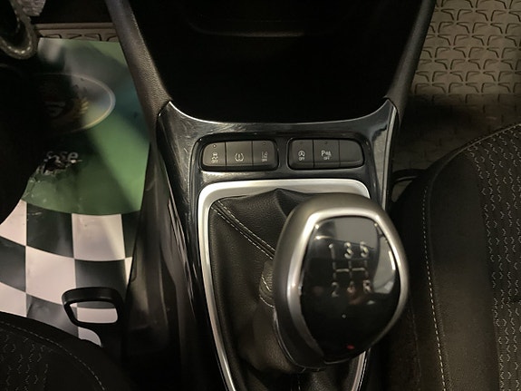Opel Crossland X 11 of 13