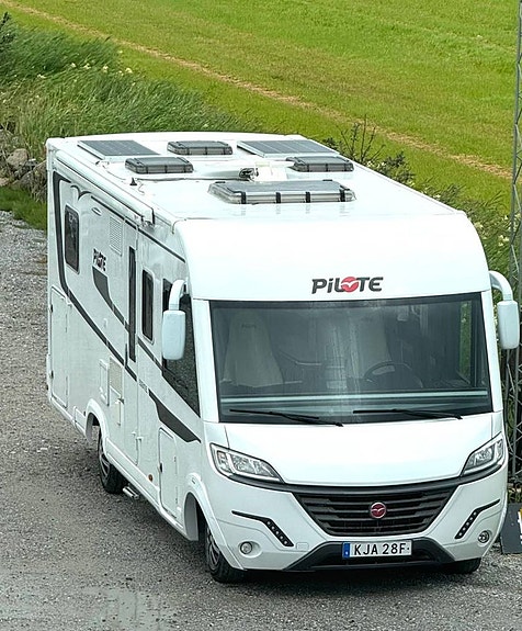 PILOTE ESSENTIEL G740