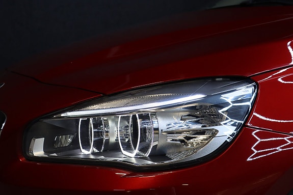 BMW 218 7 of 28