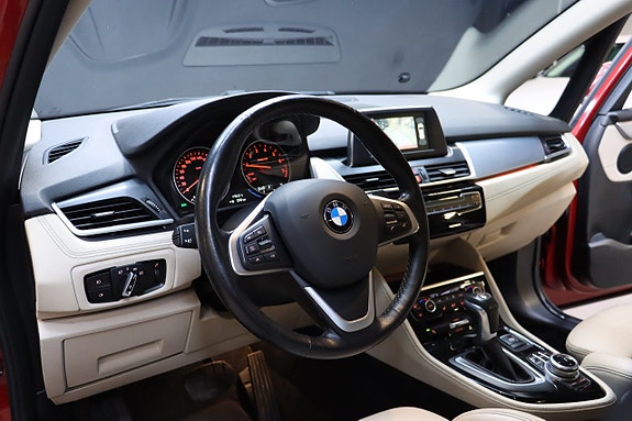 BMW 218 11 of 28