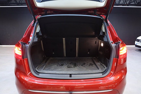 BMW 218 19 of 28