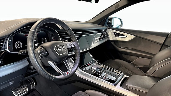 Audi Q8 7 of 13