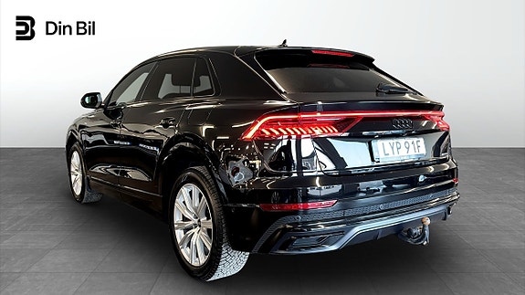 Audi Q8 4 of 13