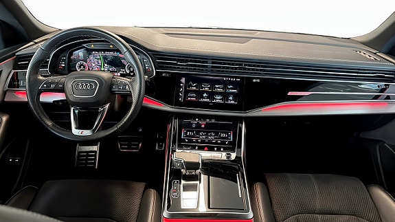 Audi Q8 10 of 13