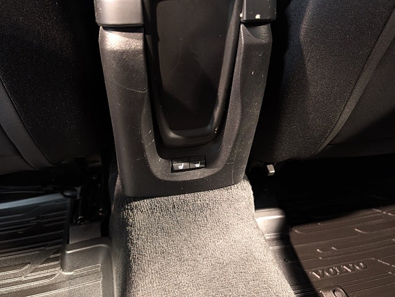 Volvo V40 16 of 20
