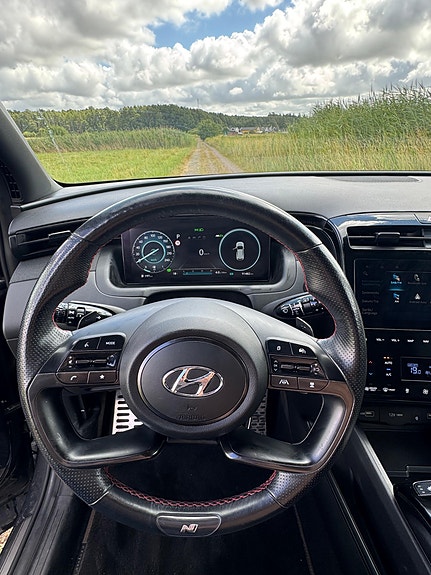 Hyundai Tucson 8 of 12