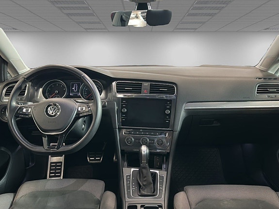 Volkswagen Golf Alltrack 16 of 16
