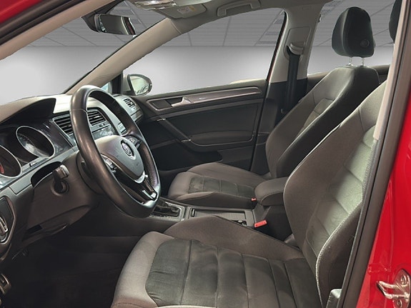 Volkswagen Golf Alltrack 8 of 16