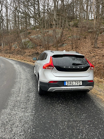 Volvo V40 Cross Country 4 of 7