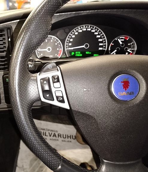Saab 9-5 15 of 27