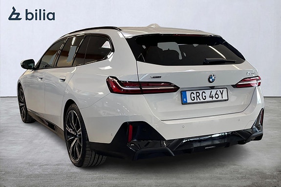 BMW 520d 2 of 5