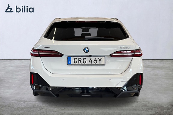 BMW 520d 4 of 5