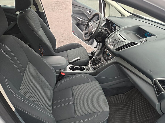 Ford C-Max 11 of 22