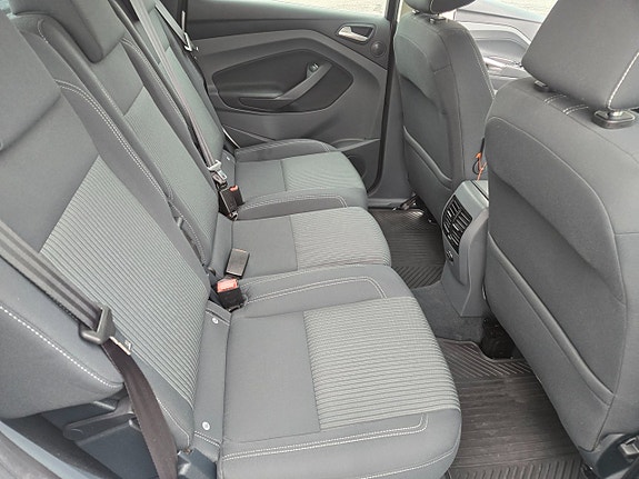 Ford C-Max 16 of 22