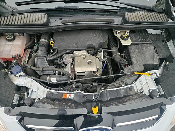Ford C-Max 18 of 22