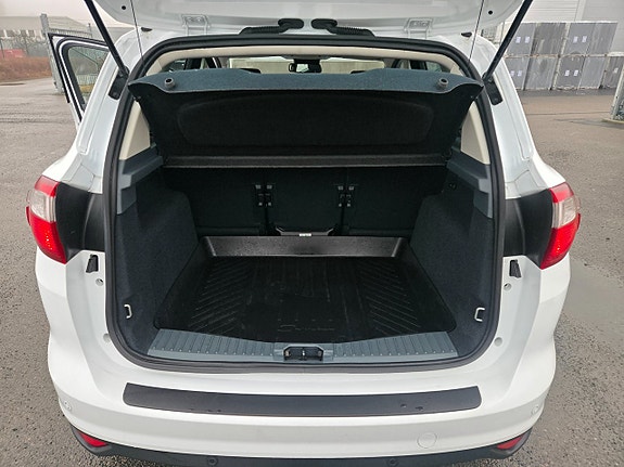 Ford C-Max 13 of 22