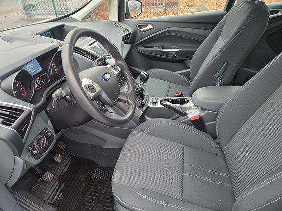 Ford C-Max 12 of 22