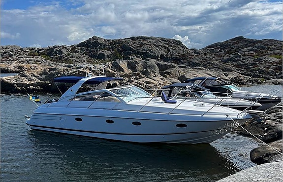 Princess V42, 2003 *SUPERSKICK