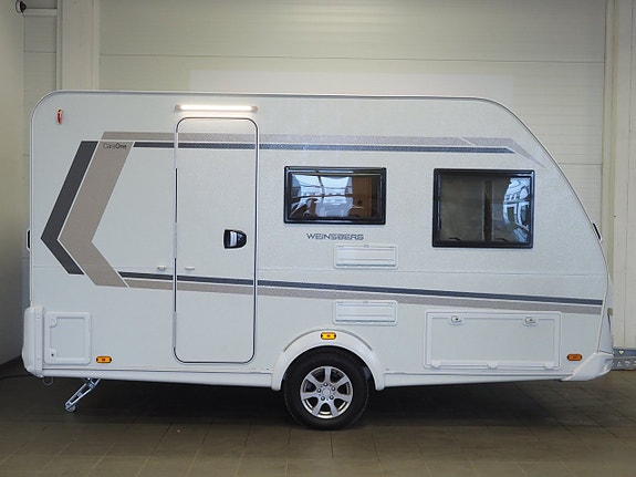 Weinsberg Caraone 390 QD 1150kg 2 of 5