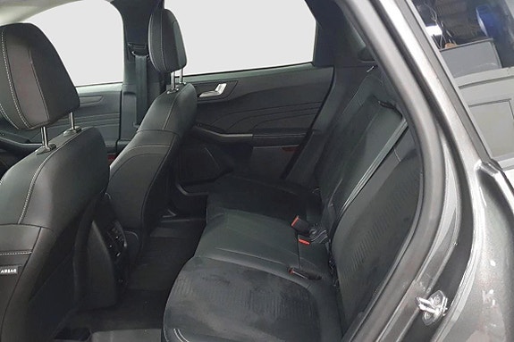 Ford Kuga 10 of 11