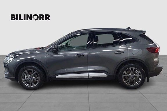 Ford Kuga 2 of 5