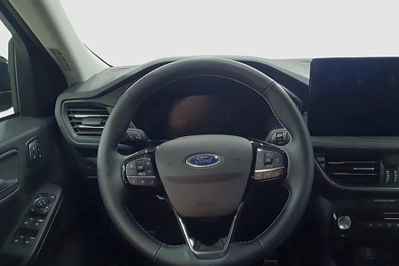 Ford Kuga 8 of 11