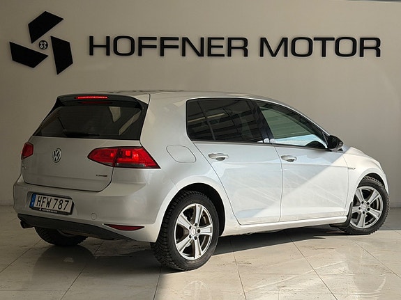 Volkswagen Golf-Serie 5 of 13