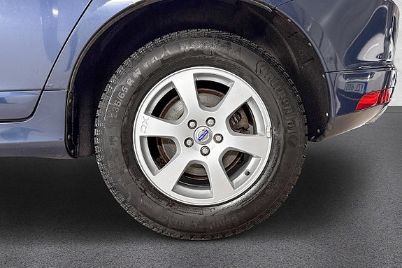 Volvo XC60 8 of 16