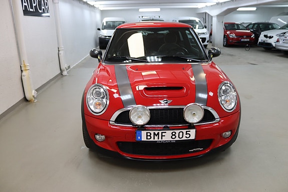 MINI John Cooper Works 5 of 5