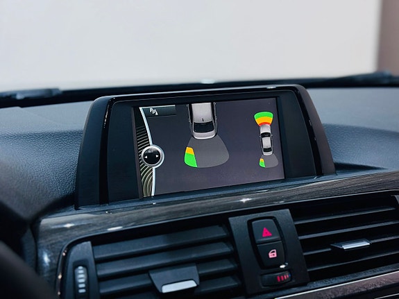 BMW 320 14 of 18