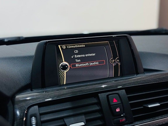 BMW 320 12 of 18