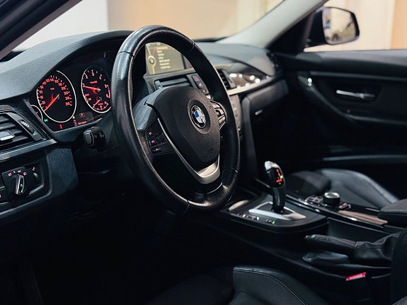 BMW 320 10 of 18