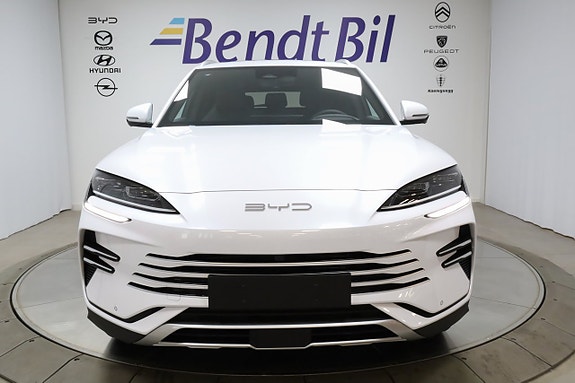 BYD Seal U 2 of 5