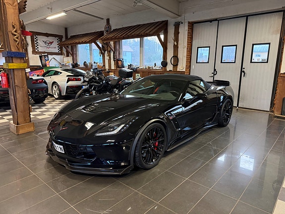 Chevrolet Corvette 2 of 25