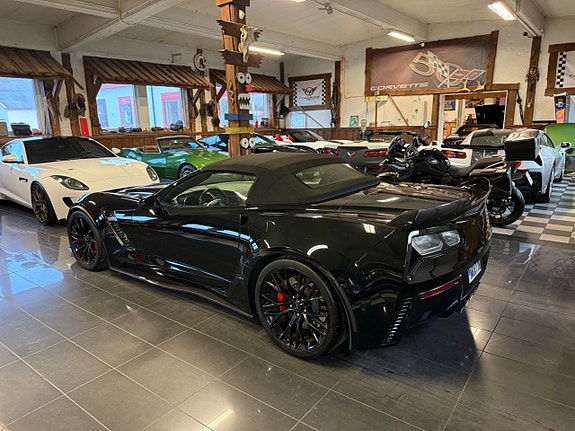 Chevrolet Corvette 4 of 25
