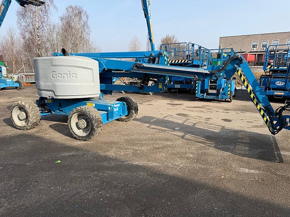 Vikbomslift Diesel - Genie Z51/30 18meter 2 of 5