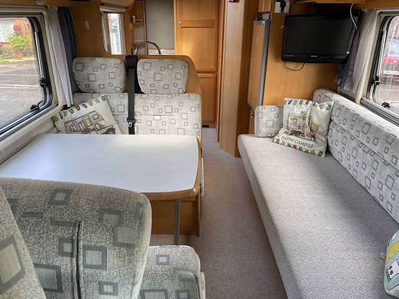 Hymer Signa Hund tillåten LEDIG ERBJUDANDE 3 of 6