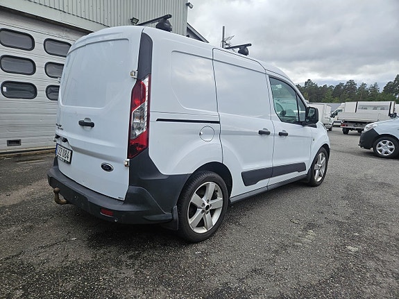 Ford Transit Connect 6 of 20