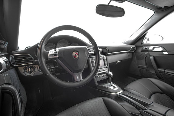 Porsche 911 11 of 26
