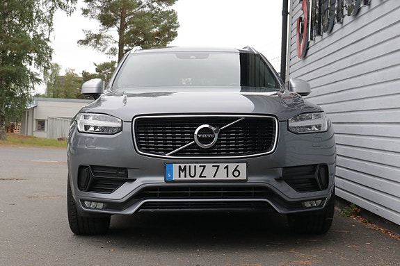 Volvo XC90 29 of 29