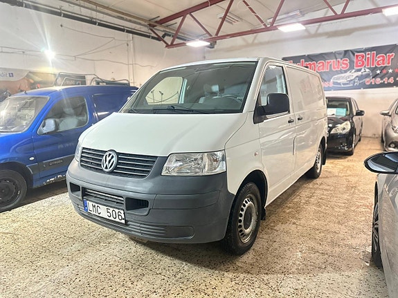 Volkswagen Transporter 3 of 5