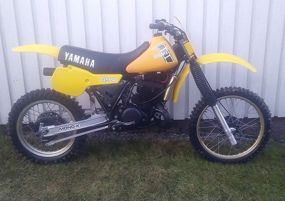Yamaha YZ 490 2 of 2